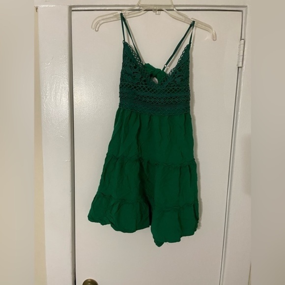 Green Mini A-Line tie up back Dress Size Medium - Picture 2 of 10
